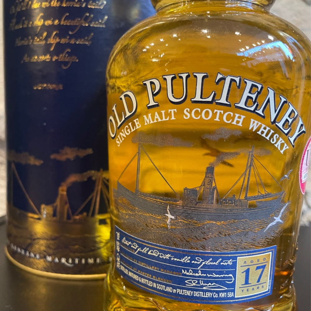 OLD PULTENEY 17 Year Old Highland Single Malt Scotch Whisky 70cl 46% - Old Bottling