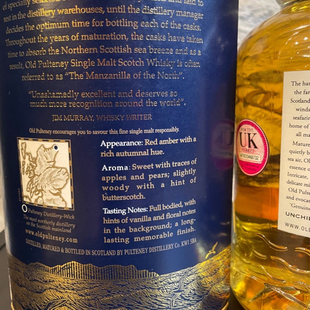 OLD PULTENEY 17 Year Old Highland Single Malt Scotch Whisky 70cl 46% - Old Bottling